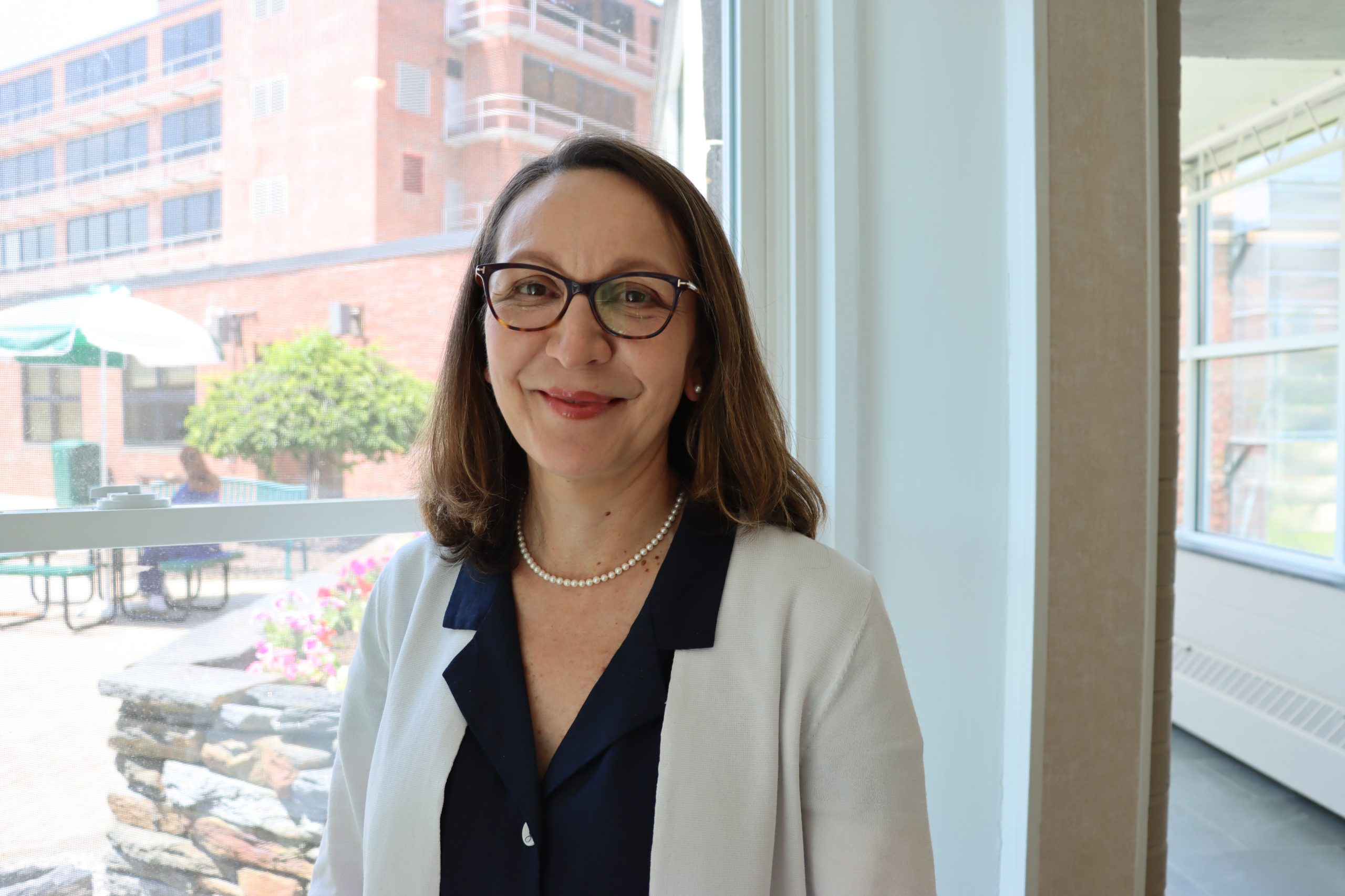 A photograph of Regina Santamarina